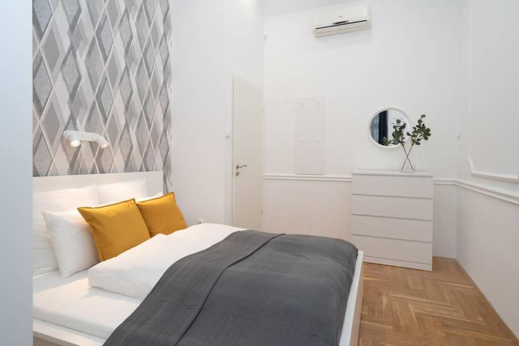 Best Located, 150 M2 5 Bedrooms Apt., Budapest Ngoại thất bức ảnh