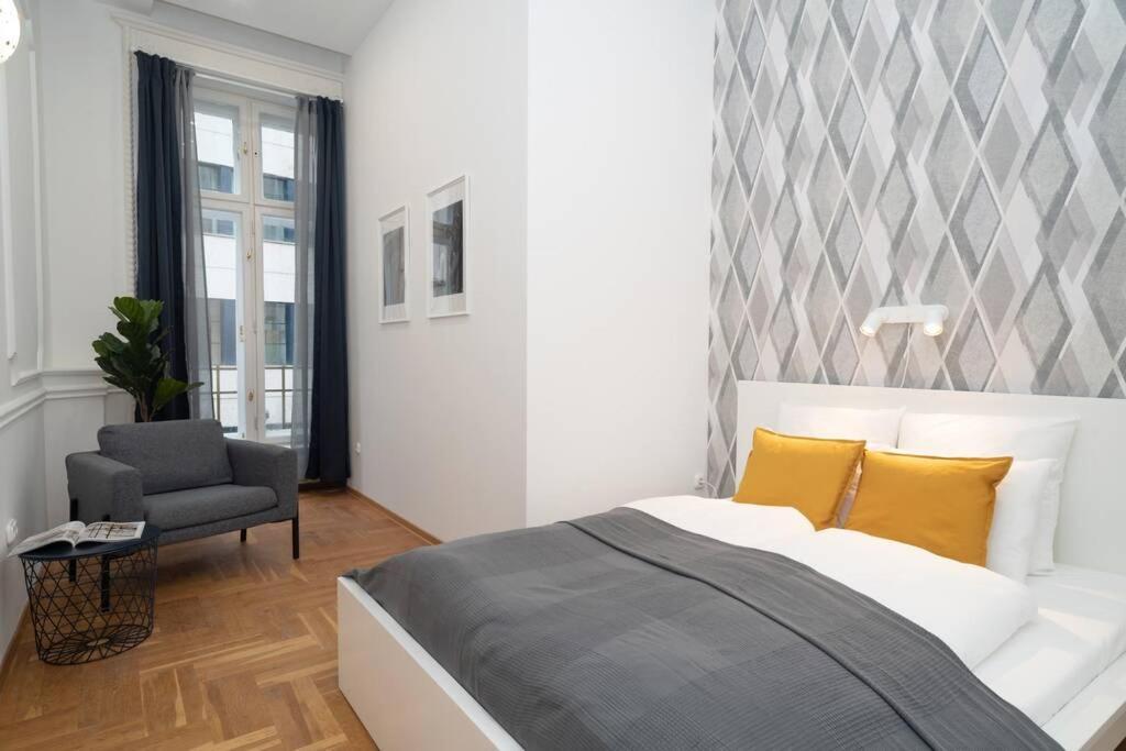 Best Located, 150 M2 5 Bedrooms Apt., Budapest Ngoại thất bức ảnh