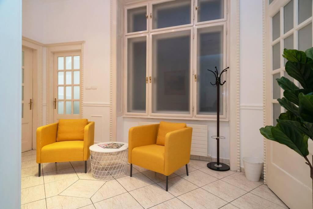 Best Located, 150 M2 5 Bedrooms Apt., Budapest Ngoại thất bức ảnh