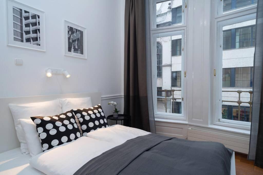 Best Located, 150 M2 5 Bedrooms Apt., Budapest Ngoại thất bức ảnh