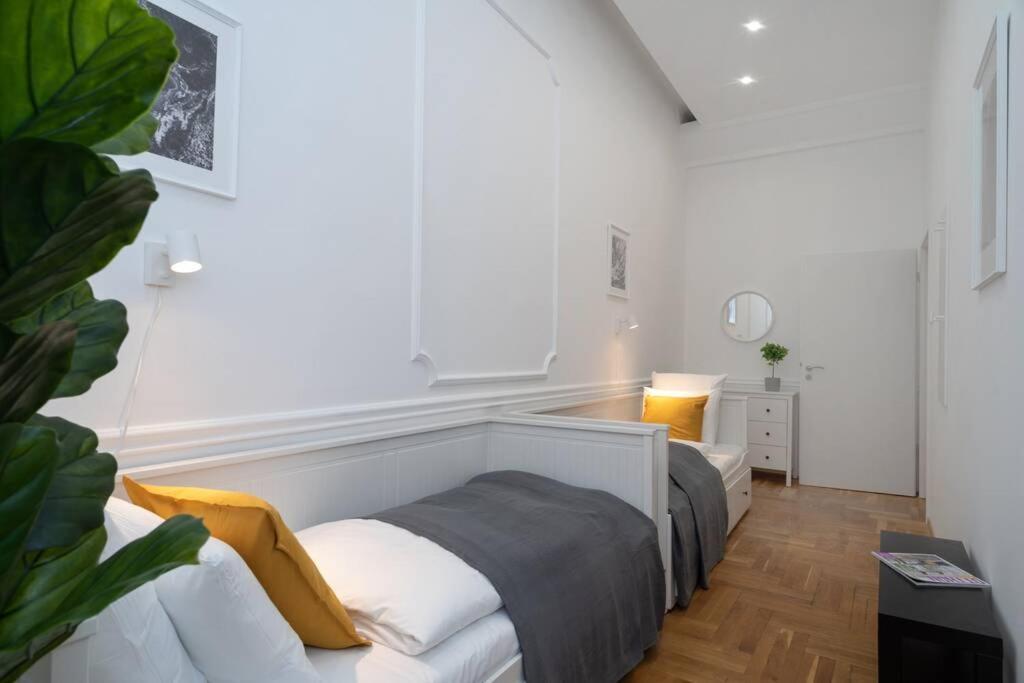Best Located, 150 M2 5 Bedrooms Apt., Budapest Ngoại thất bức ảnh